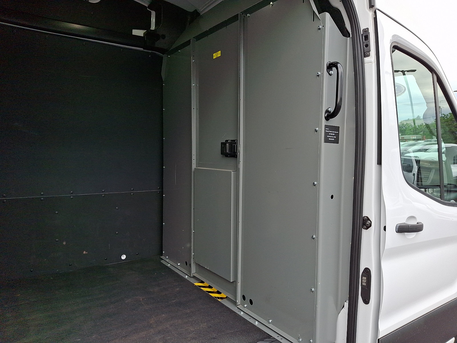 Used 2022 Ford E-Transit 148 High Roof Extended w/ Load Area Protection Package RWD image 11