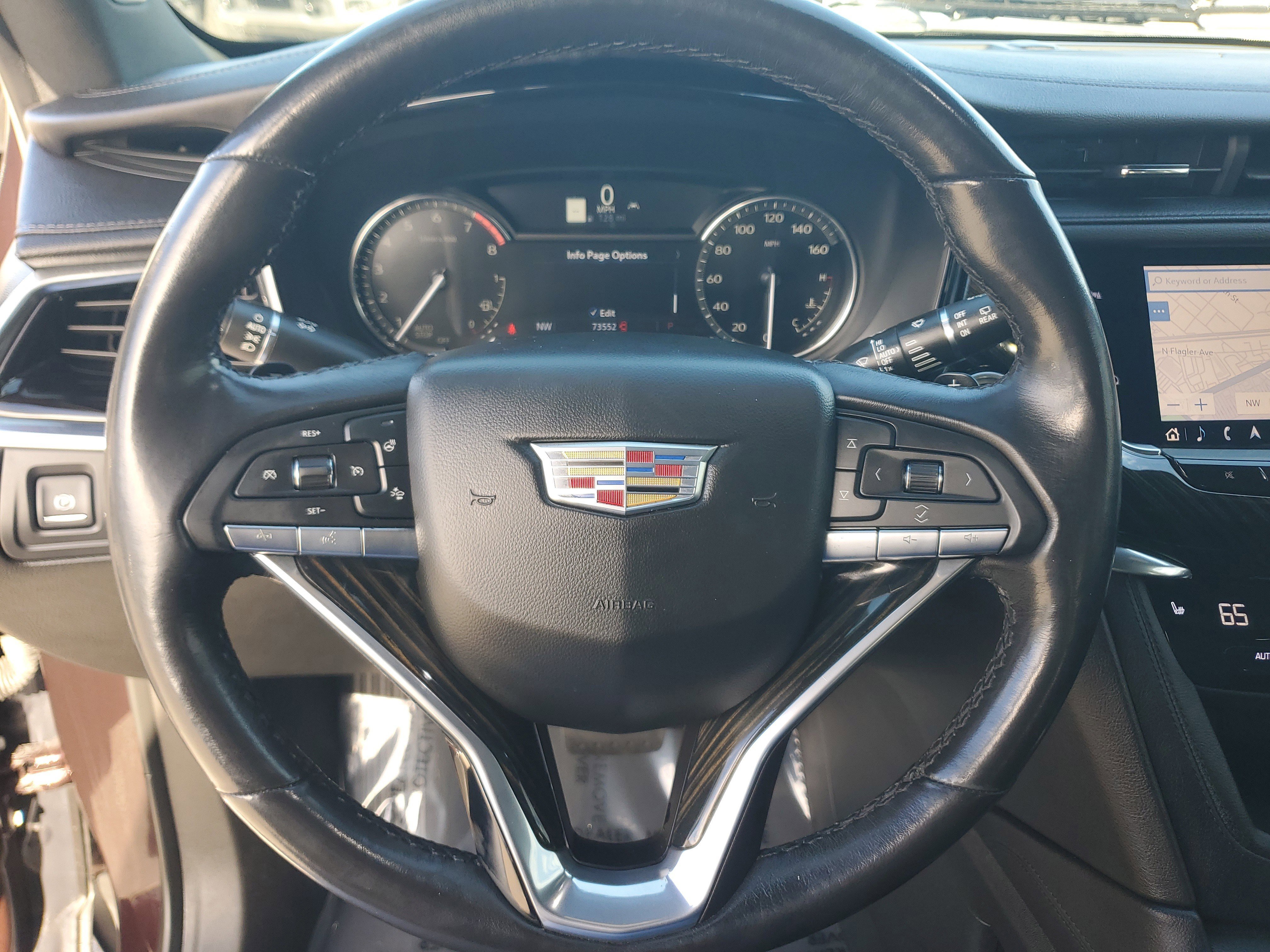 Used 2021 Cadillac XT6 Premium Luxury image 23