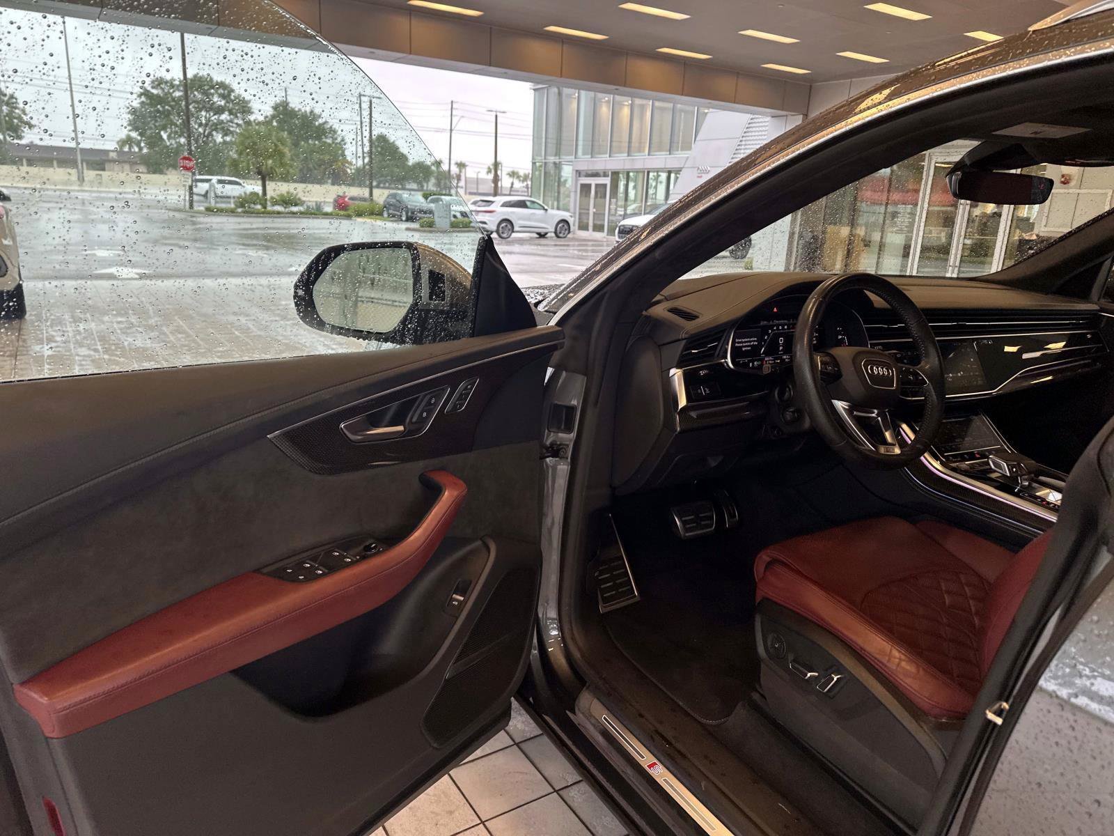 Used 2020 Audi SQ8 Prestige AWD/4WD image 11