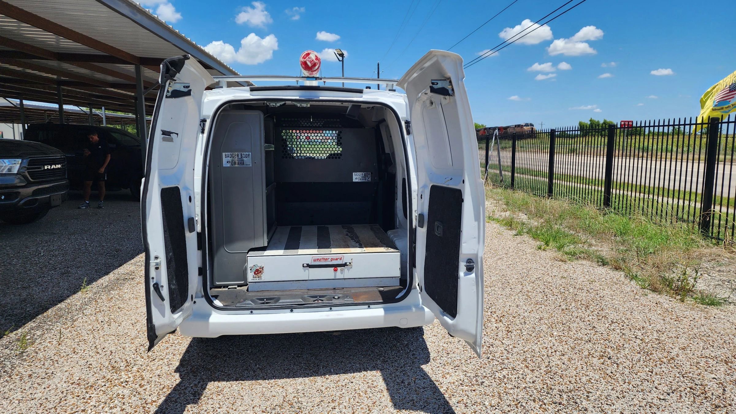 Used 2019 Nissan NV200 SV image 12