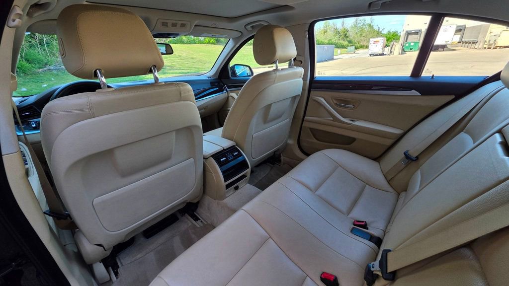 Used 2015 BMW 528i Sedan image 29