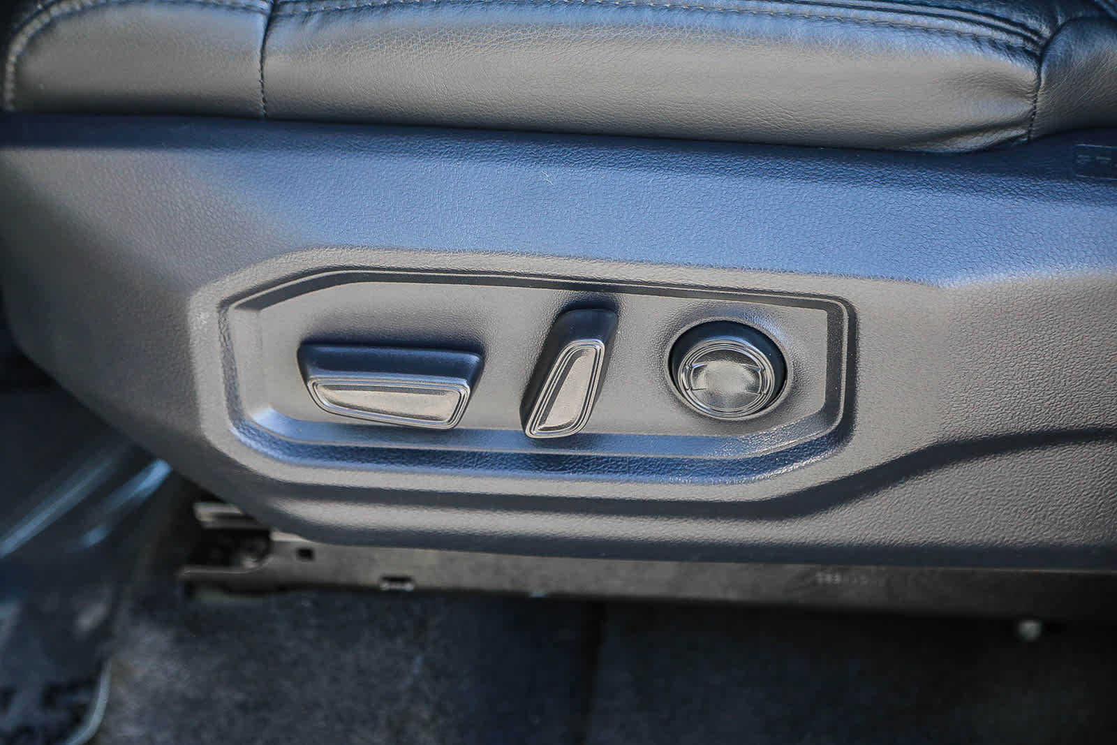 Used 2023 Toyota Tundra Limited RWD image 19