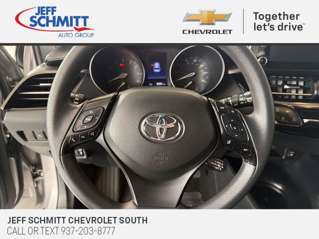 Used 2019 Toyota C-HR LE image 27