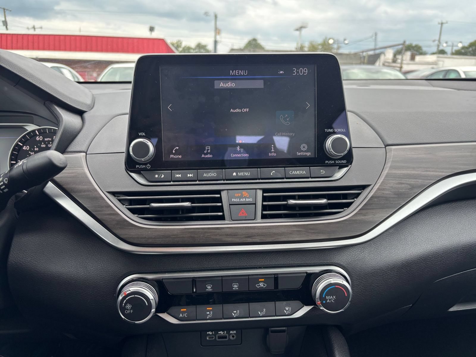 Used 2026 Nissan Altima 2.5 SV FWD image 16