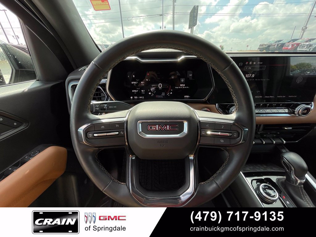 Used 2026 GMC Canyon AT4 AWD/4WD image 14