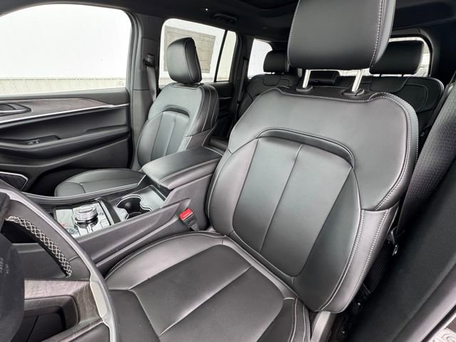 New 2025 Jeep Grand Cherokee Limited 4xe w/ Trailer Tow Package image 36