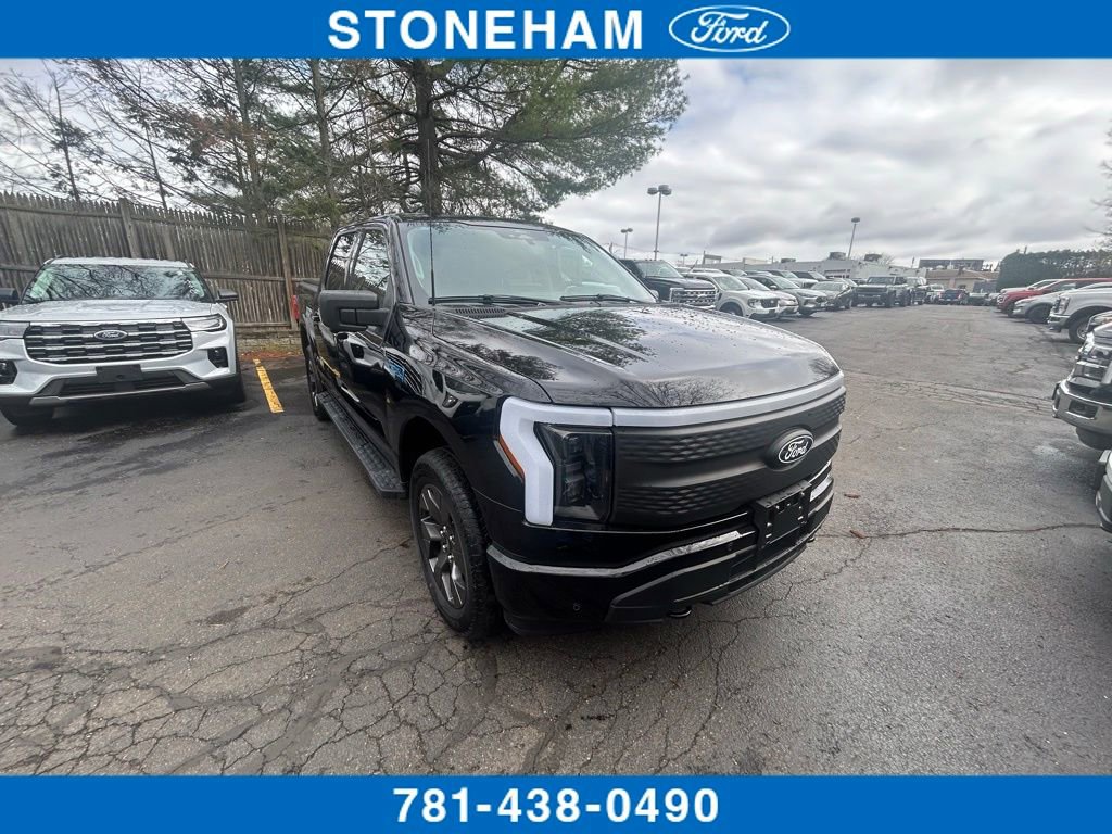 Used 2024 Ford F150 Lightning Flash AWD/4WD image 1