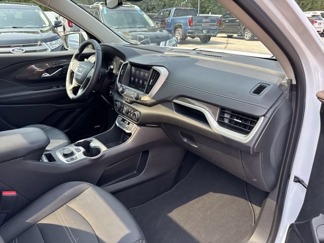 Used 2024 GMC Terrain Denali w/ Denali Premium Package AWD/4WD image 30