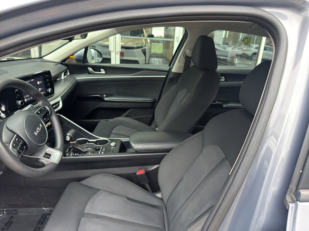 Used 2022 Kia K5 LXS image 4
