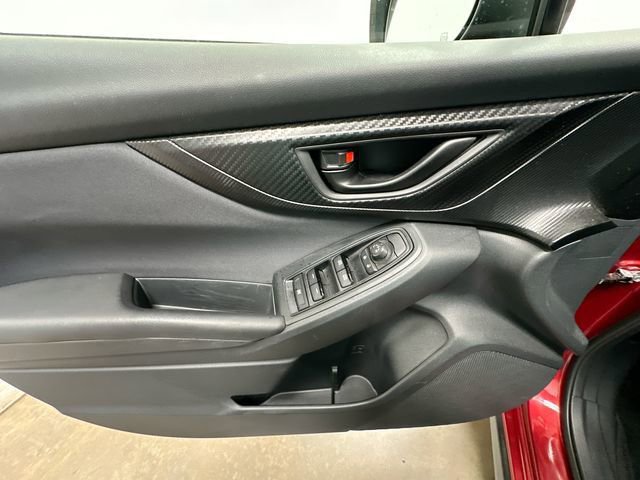 Used 2018 Subaru Crosstrek 2.0i Premium w/ Moonroof Package AWD/4WD image 17