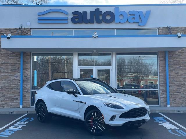 Used 2023 Aston Martin DBX AWD/4WD image 9