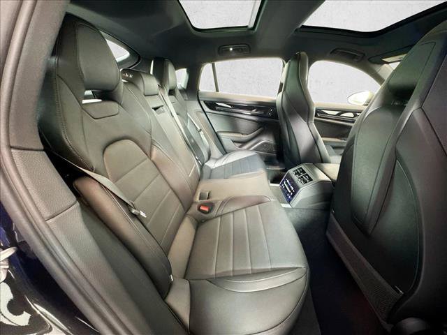 New 2026 Porsche Panamera image 24
