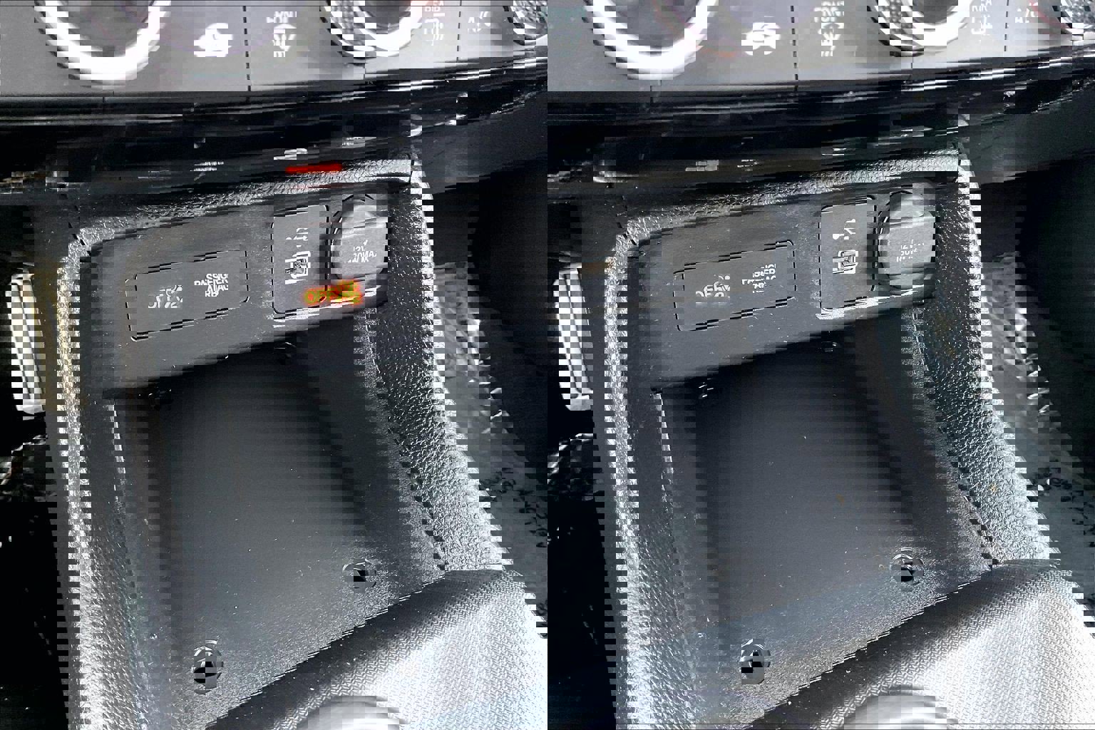 Used 2023 Honda Civic Sport image 30