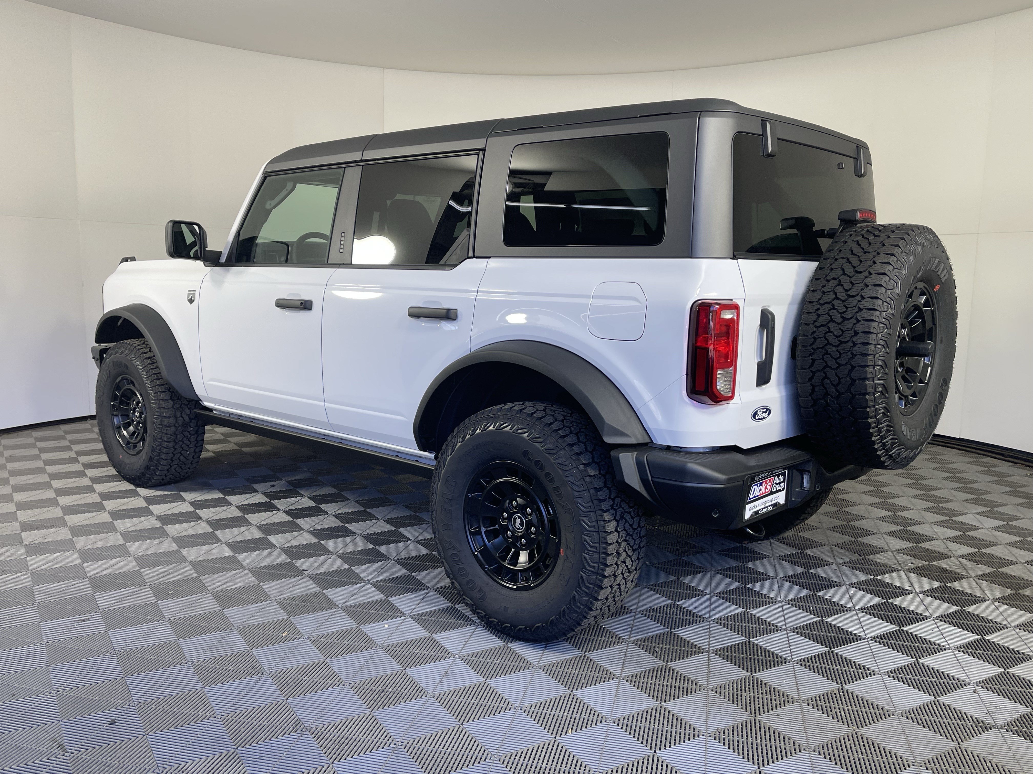 New 2026 Ford Bronco Big Bend w/ Black Diamond Package AWD/4WD image 3
