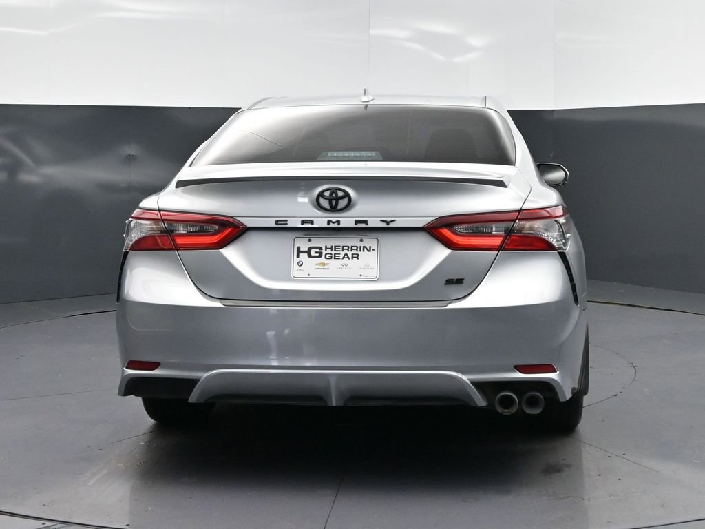 Used 2024 Toyota Camry SE image 6