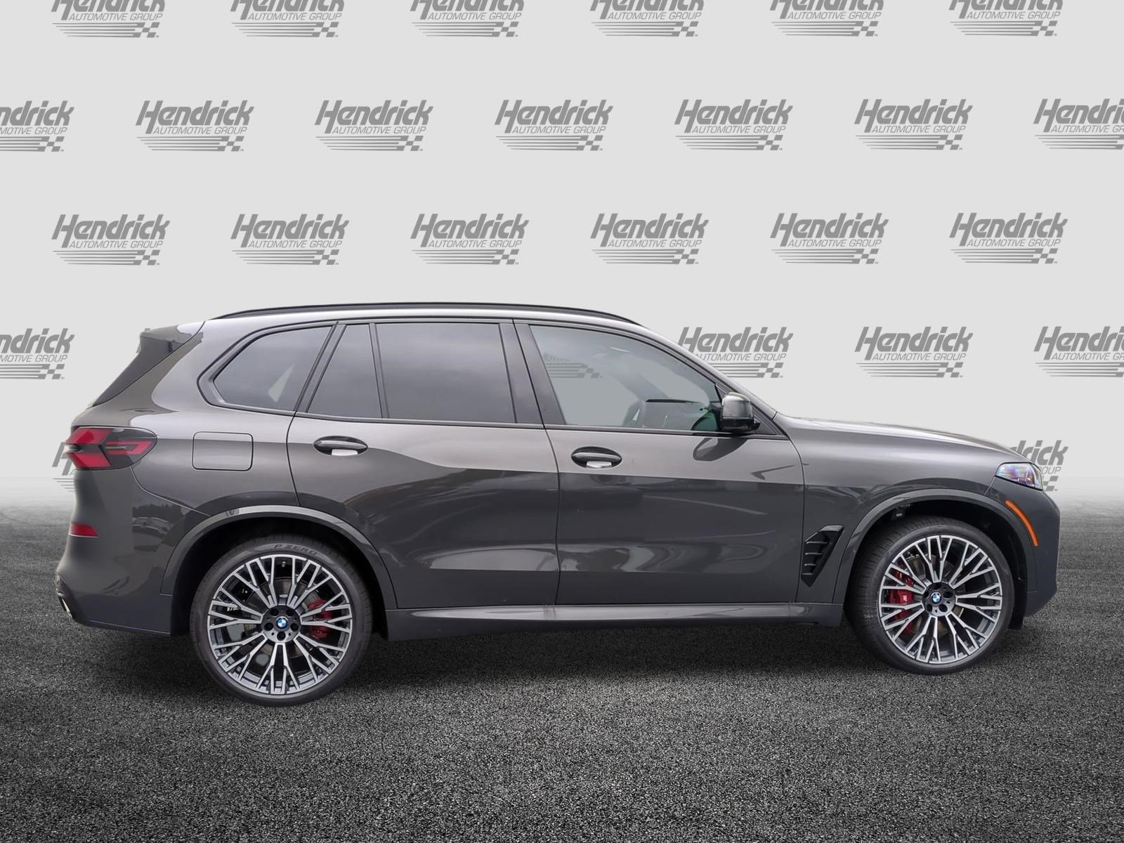 New 2026 BMW X5 xDrive40i w/ Executive Package AWD/4WD image 11