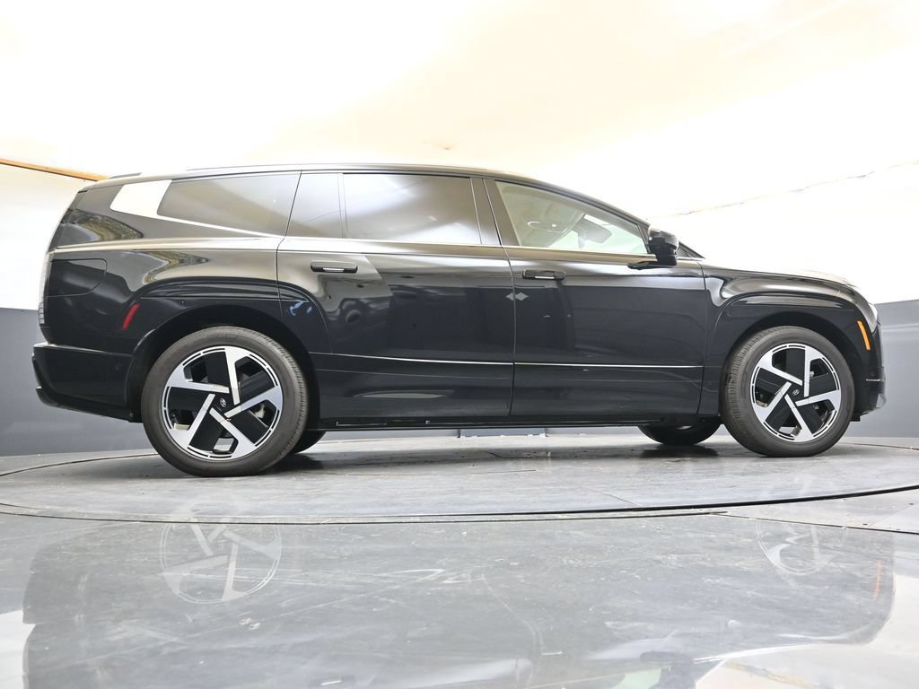 Certified 2026 Hyundai Ioniq 9 Calligraphy AWD/4WD image 35