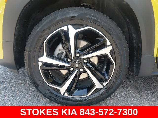 Used 2023 Chevrolet TrailBlazer RS w/ Sun and Liftgate Package AWD/4WD image 10