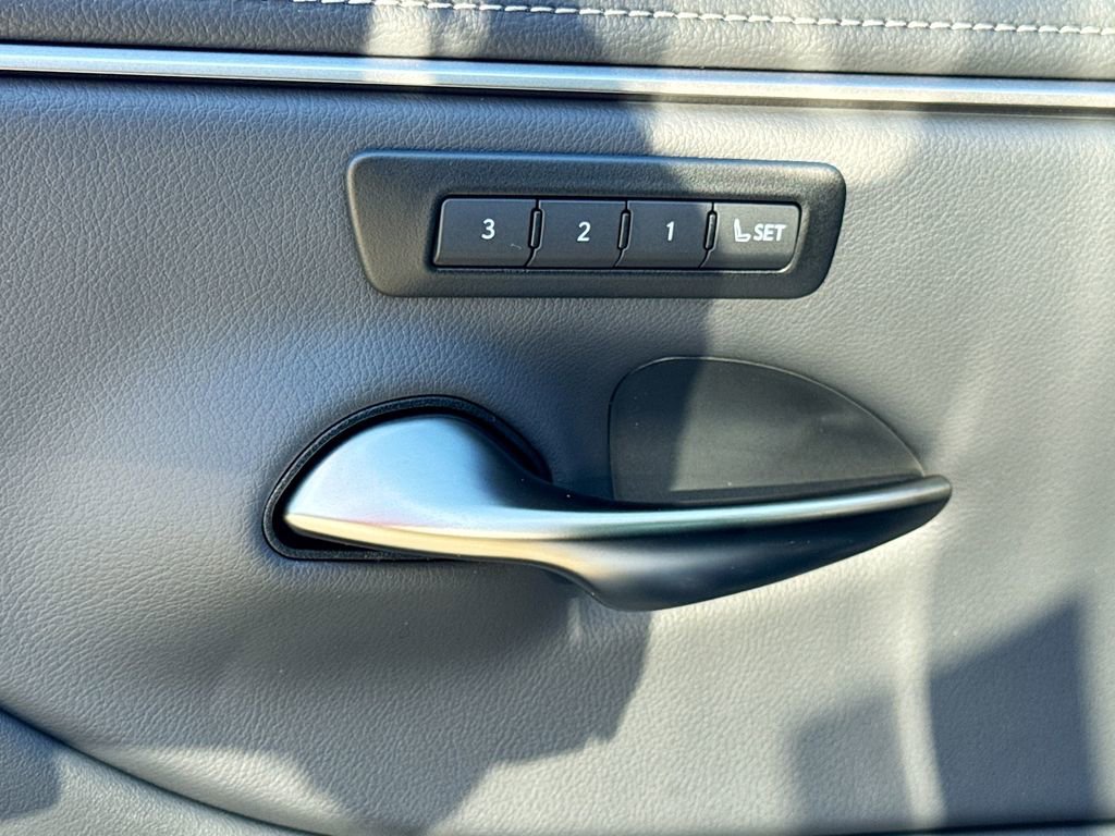 New 2025 Lexus ES 350 image 18