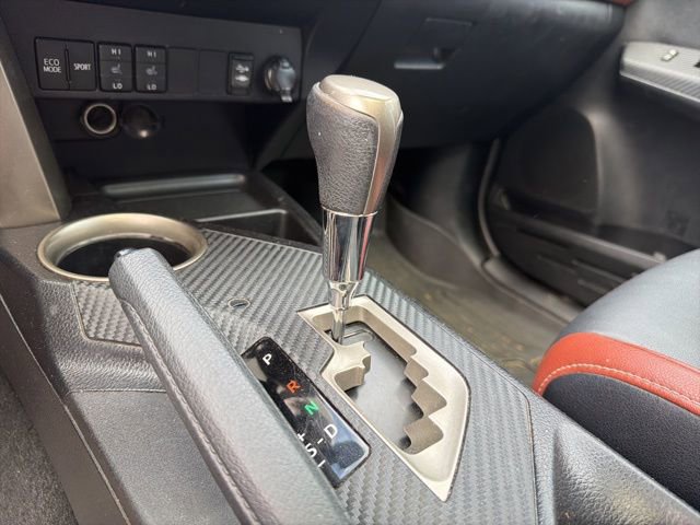 Used 2014 Toyota RAV4 Limited image 19