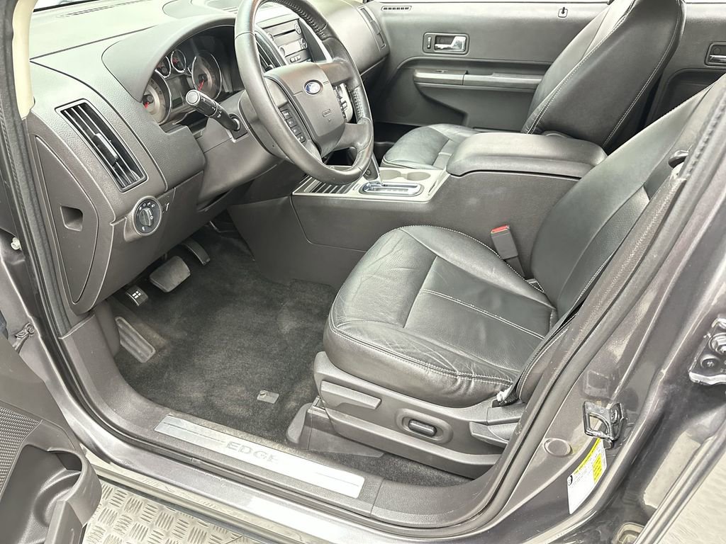 Used 2010 Ford Edge Limited image 11