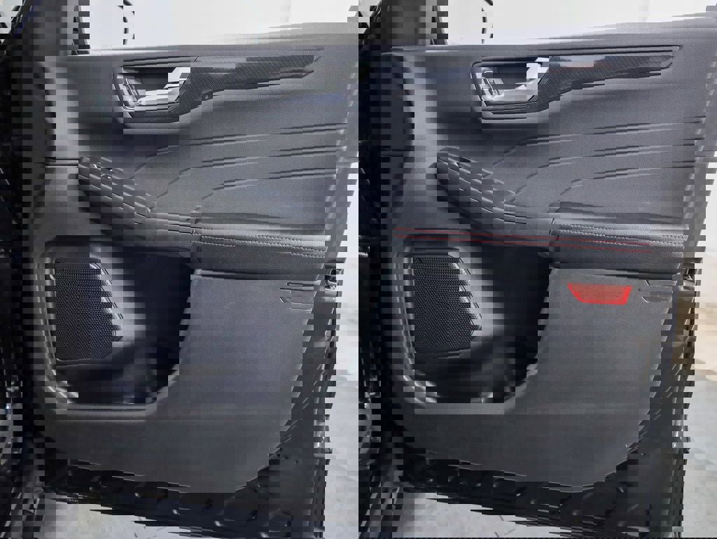 Used 2024 Ford Escape ST-Line Select w/ Tech Pack #1 image 18