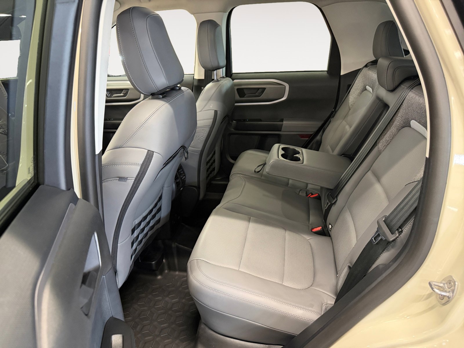 Used 2025 Ford Bronco Sport Badlands image 24