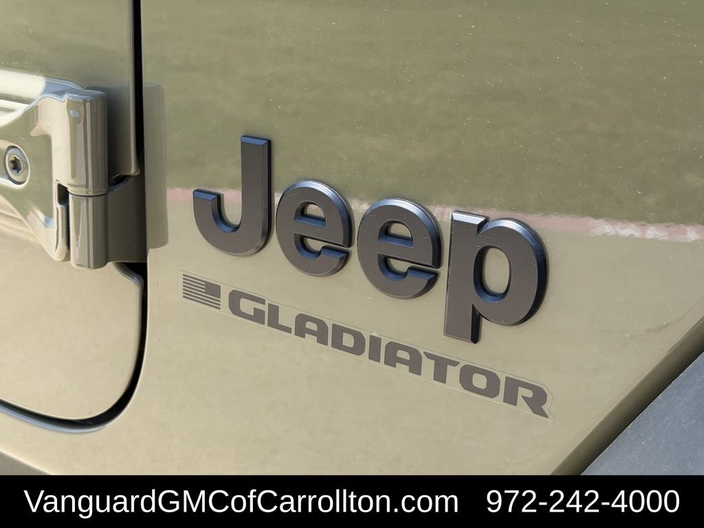 Used 2026 Jeep Gladiator Sport AWD/4WD image 11