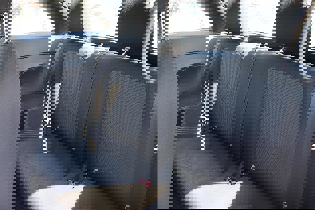 Used 2013 Volkswagen Beetle 2.5 image 18