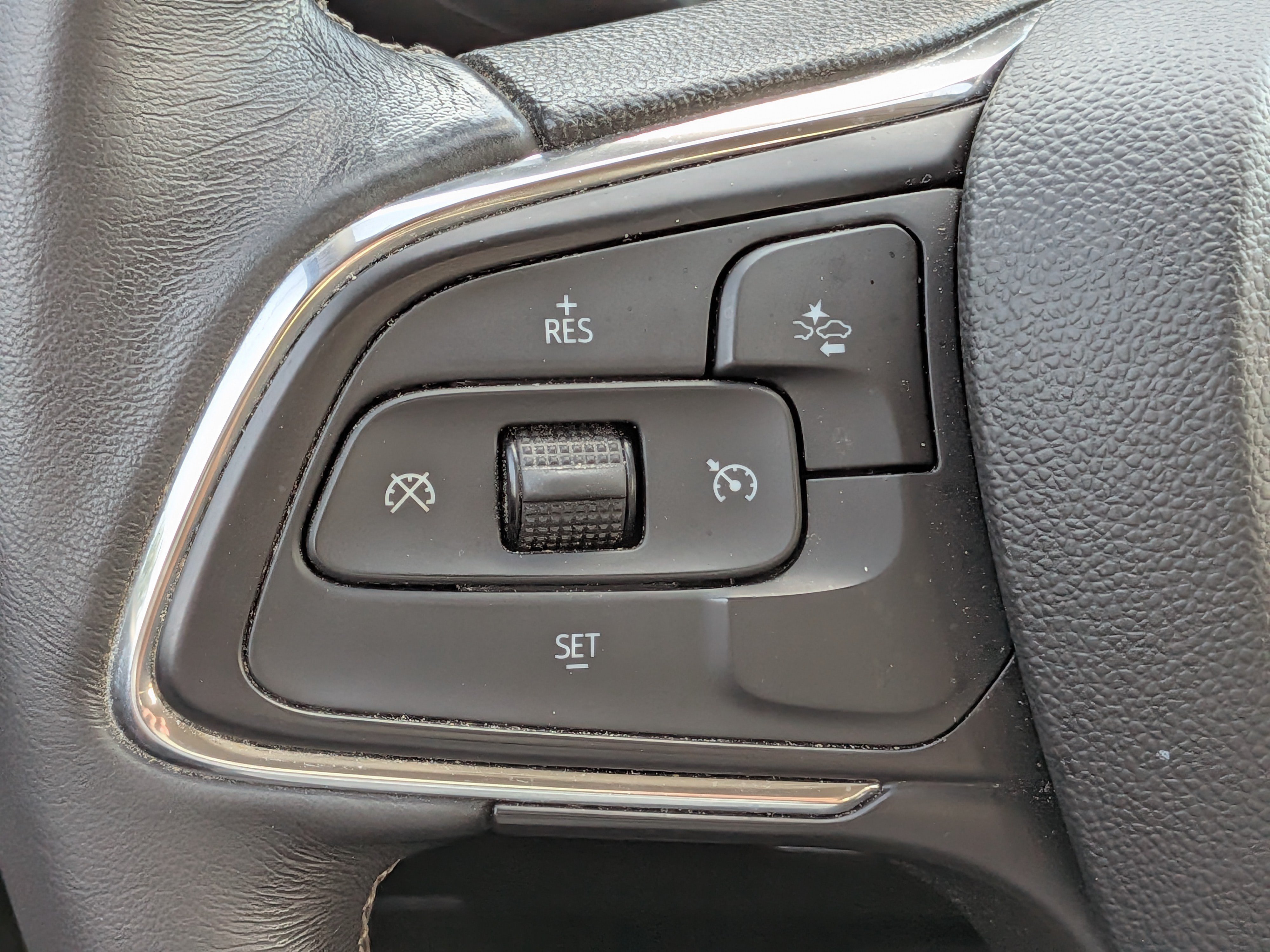 Certified 2023 Buick Encore GX Select FWD image 24
