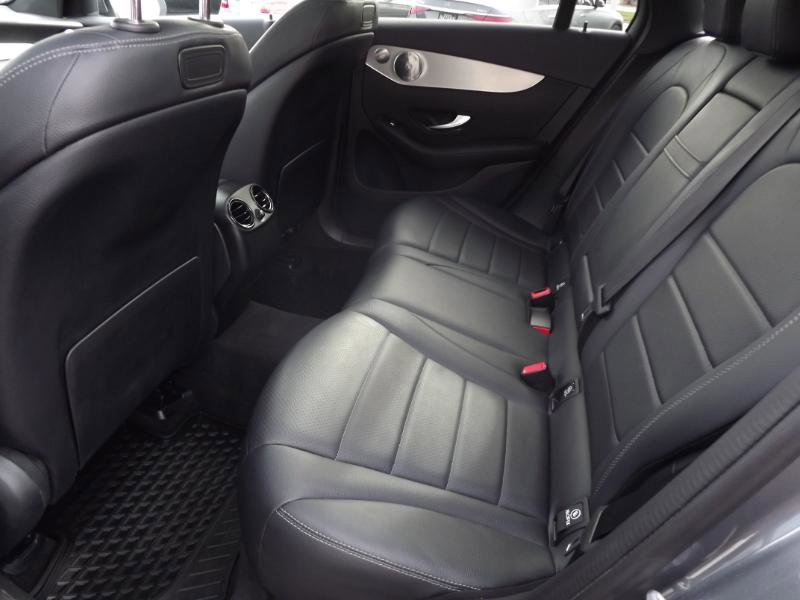 Used 2019 Mercedes-Benz GLC 300 4MATIC image 28