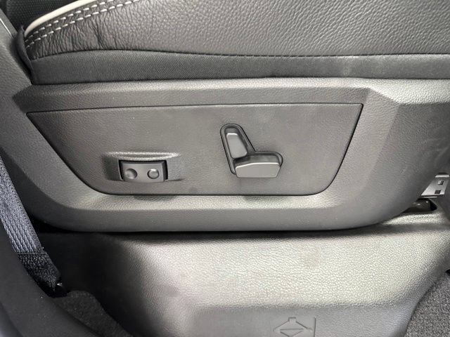 New 2026 RAM 3500 Limited AWD/4WD image 25
