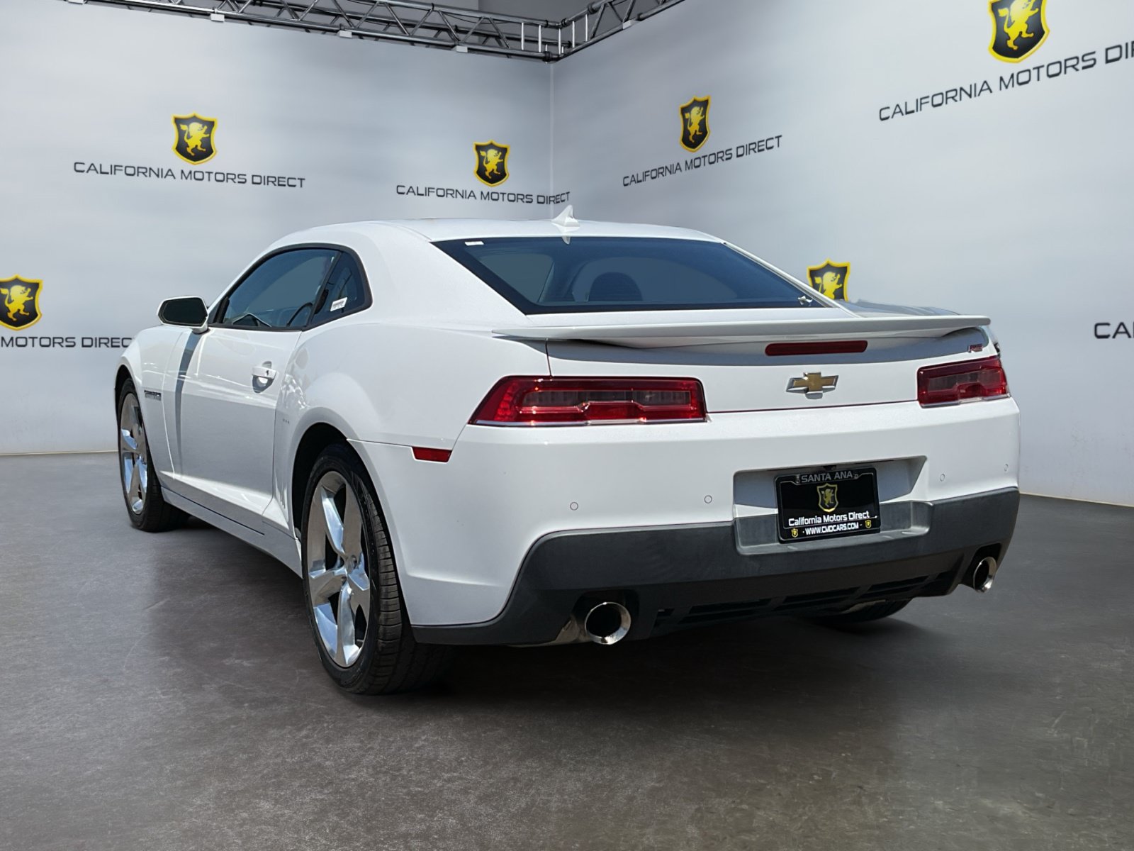 Used 2015 Chevrolet Camaro LT w/ RS Package RWD image 7