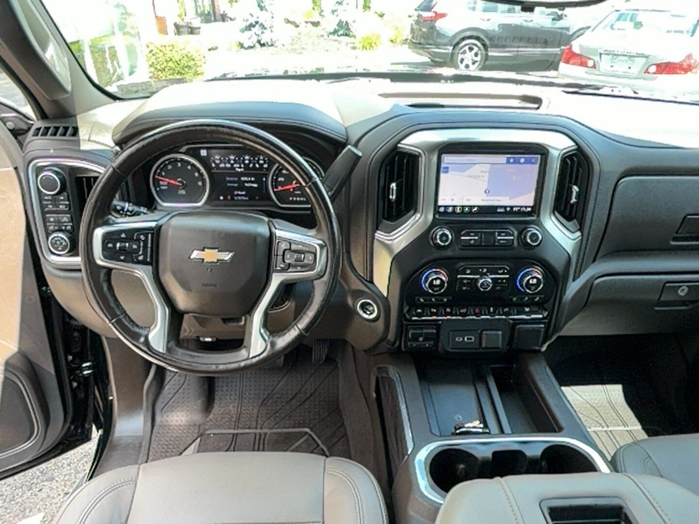 Used 2019 Chevrolet Silverado 1500 LTZ w/ LTZ Plus Package AWD/4WD image 7