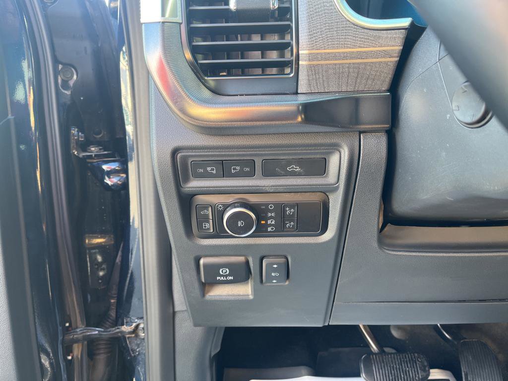 Used 2023 Ford F150 Platinum w/ Equipment Group 701A High image 12