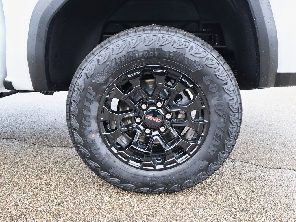 New 2026 GMC Canyon Elevation w/ Convenience Package image 28