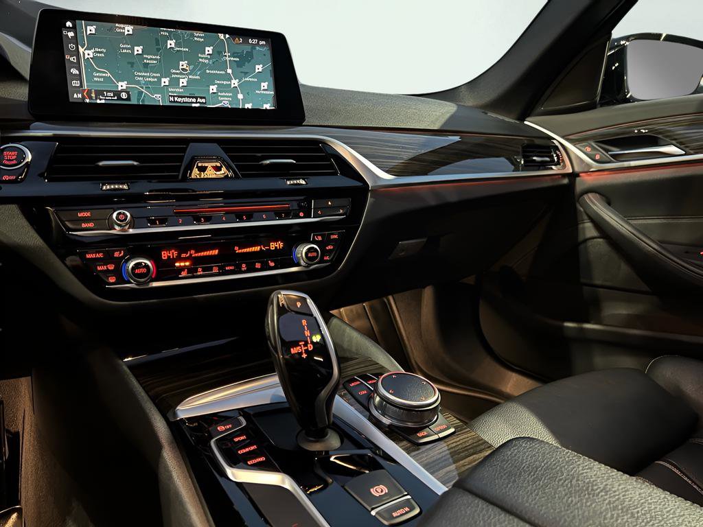 Used 2018 BMW 540i xDrive 540i xDrive image 44