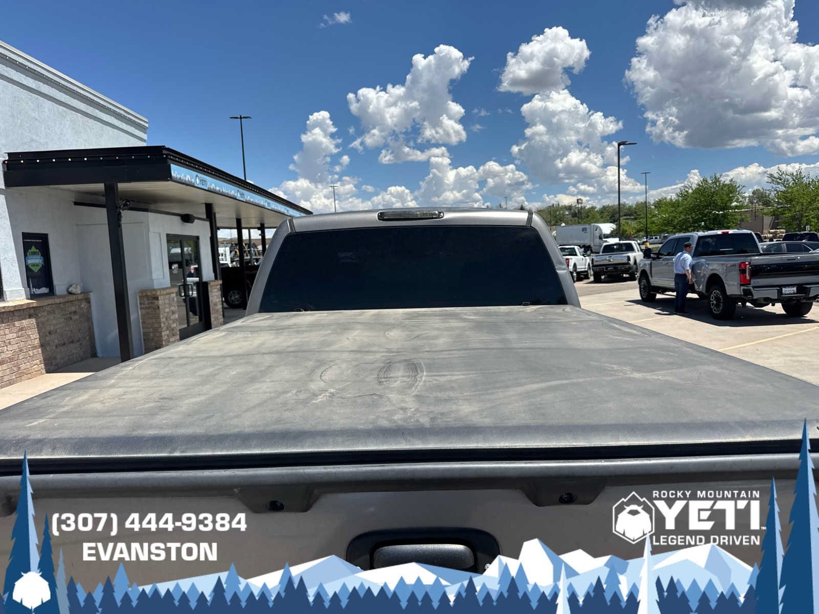 Used 2007 Chevrolet Silverado 2500 LT w/ Heavy-Duty Power Package AWD/4WD image 16