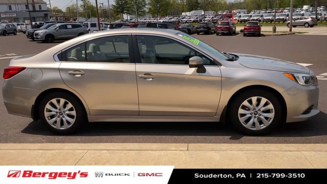 Used 2015 Subaru Legacy 2.5i Premium w/ Moonroof Package AWD/4WD image 11