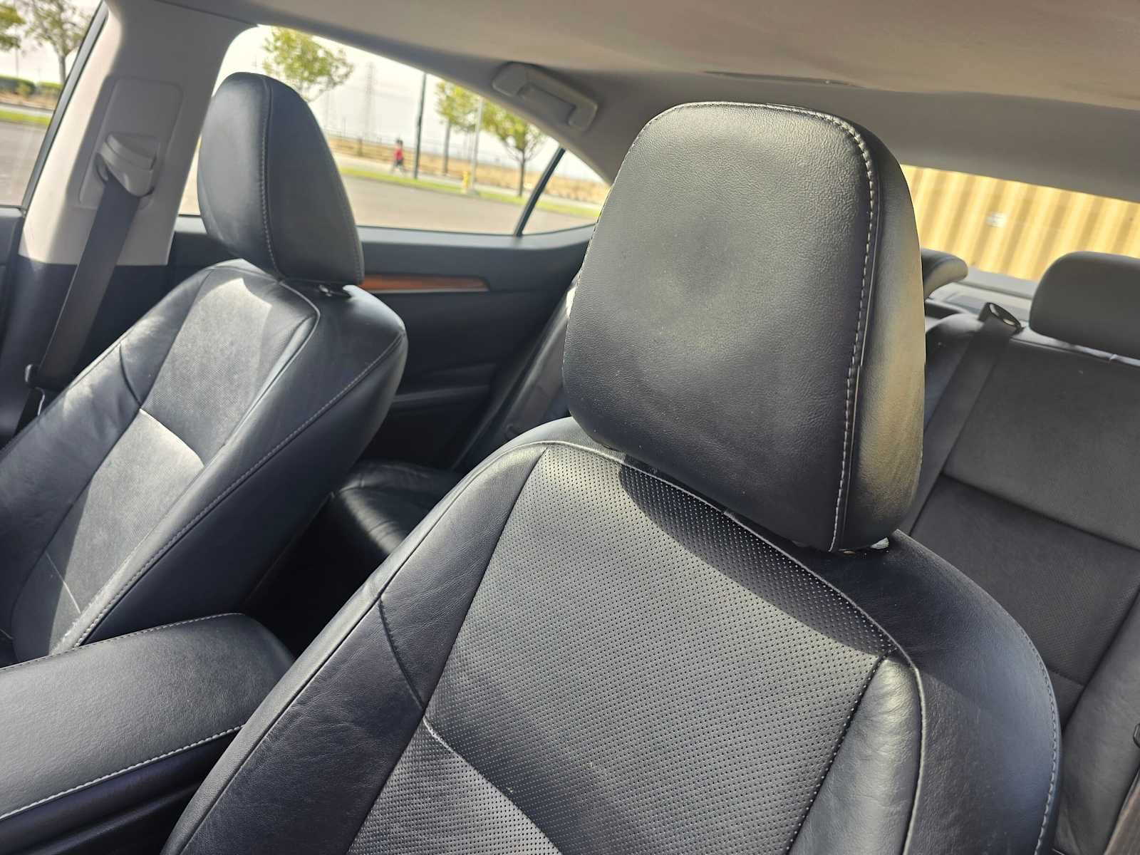 Used 2014 Lexus ES 300h w/ Luxury Package w/Bamboo Trim FWD image 22