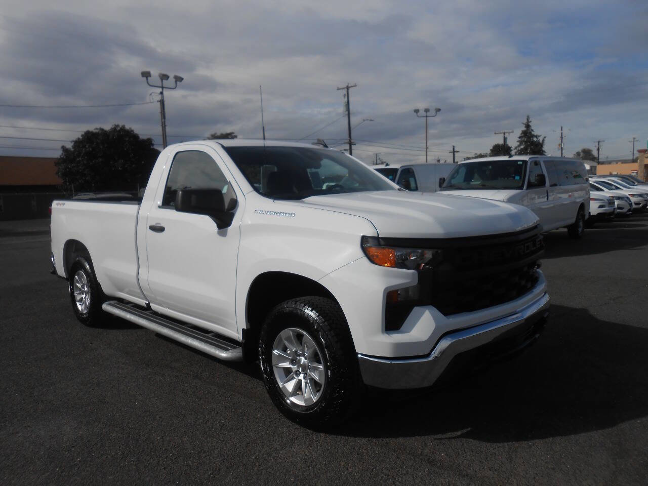 Used 2024 Chevrolet Silverado 1500 W/T w/ WT Fleet Convenience Package image 3