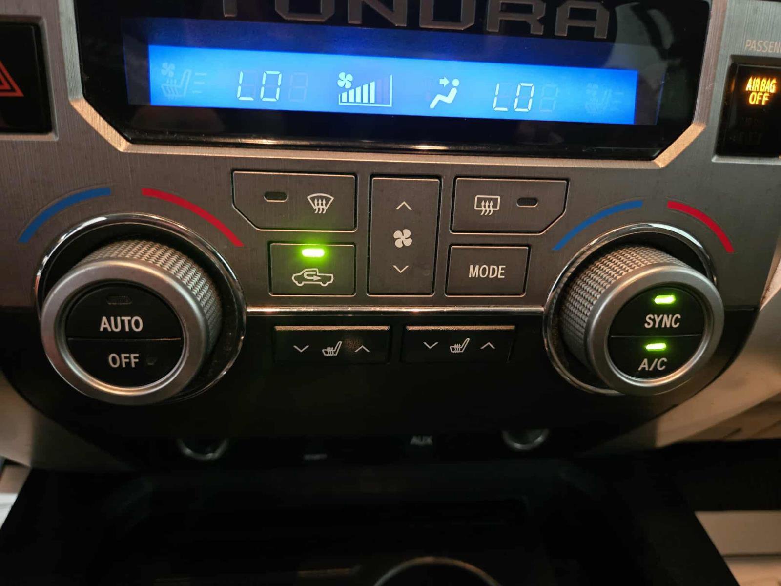 Used 2014 Toyota Tundra Limited w/ Limited Premium Package image 30