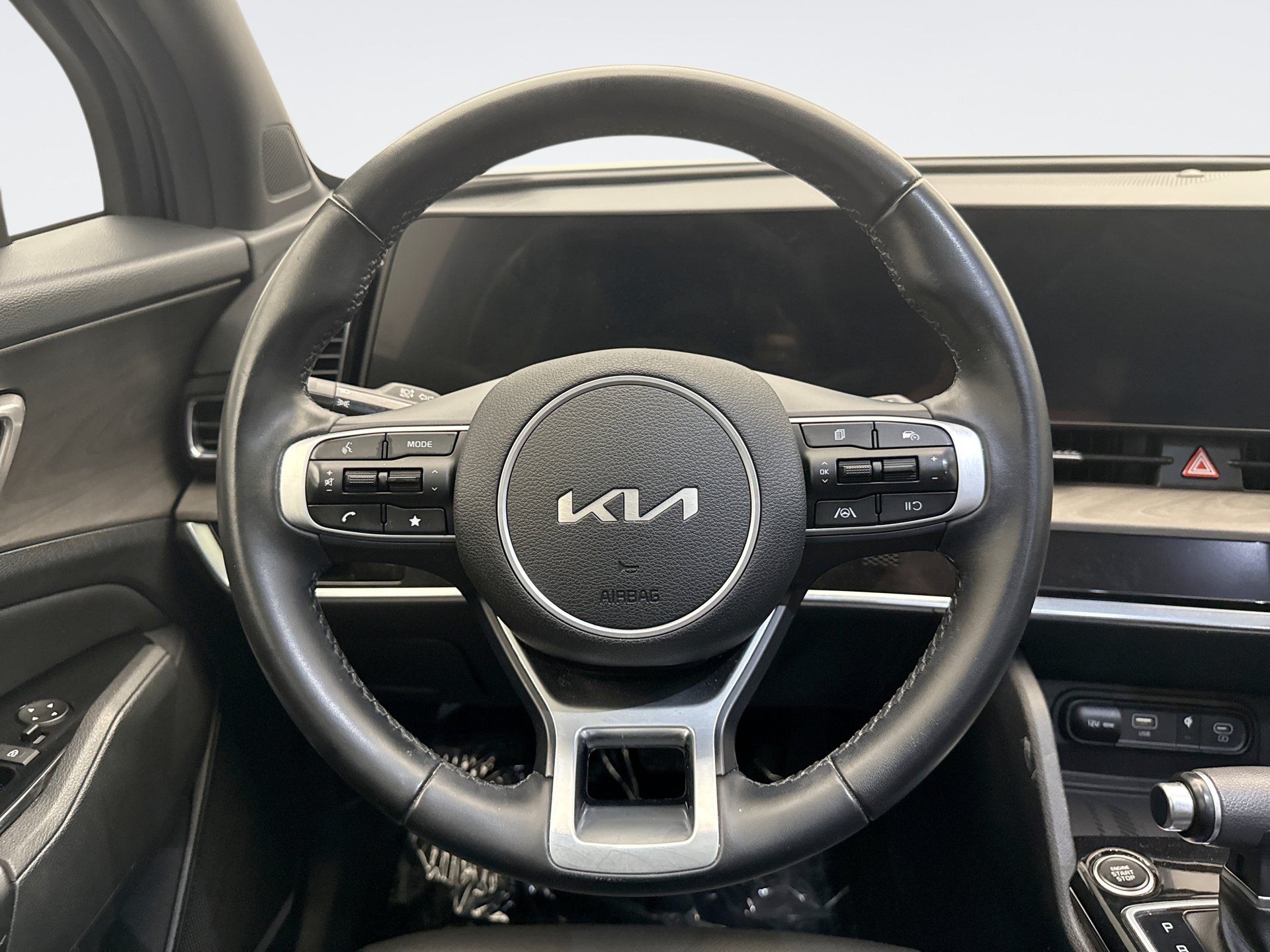 Used 2023 Kia Sportage X-Line w/ X-Line Premium Package AWD/4WD image 12