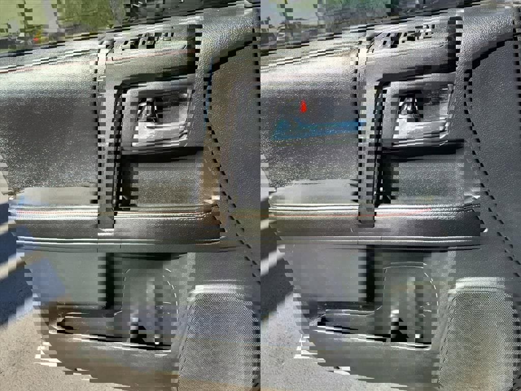 Used 2015 Toyota 4Runner image 28