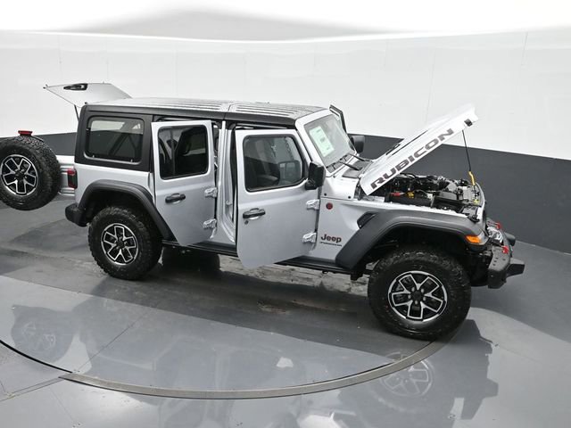 Used 2024 Jeep Wrangler Unlimited Rubicon w/ Capability Package image 46