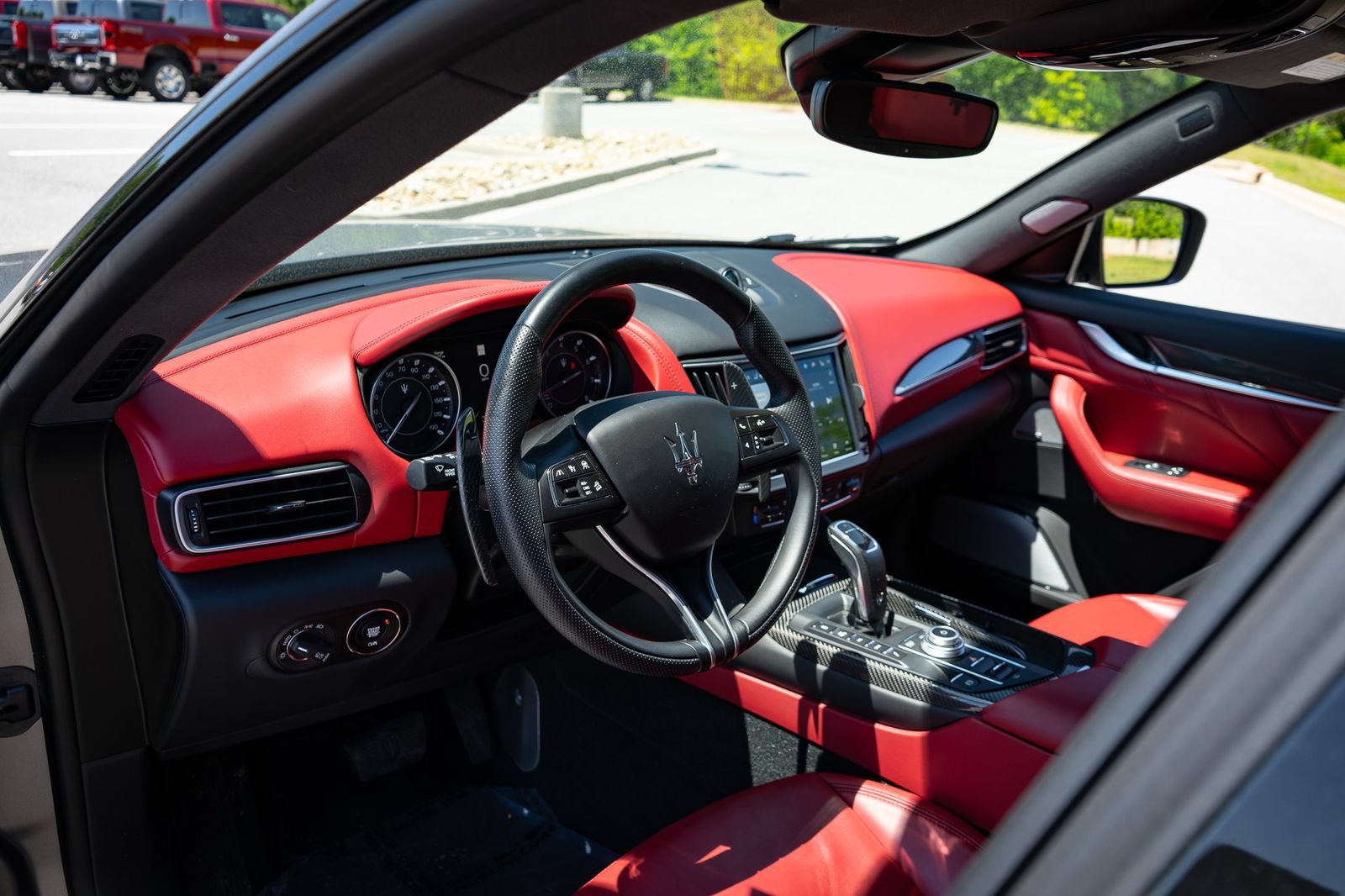 Used 2022 Maserati Levante Modena AWD/4WD image 23