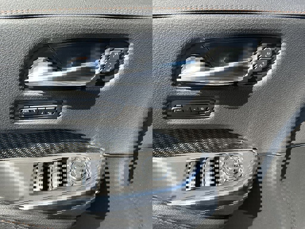 Used 2019 Cadillac XT4 Sport w/ Cold Weather Package image 13