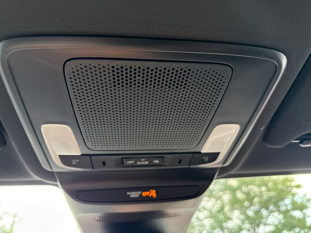 Certified 2025 Honda HR-V Sport image 35