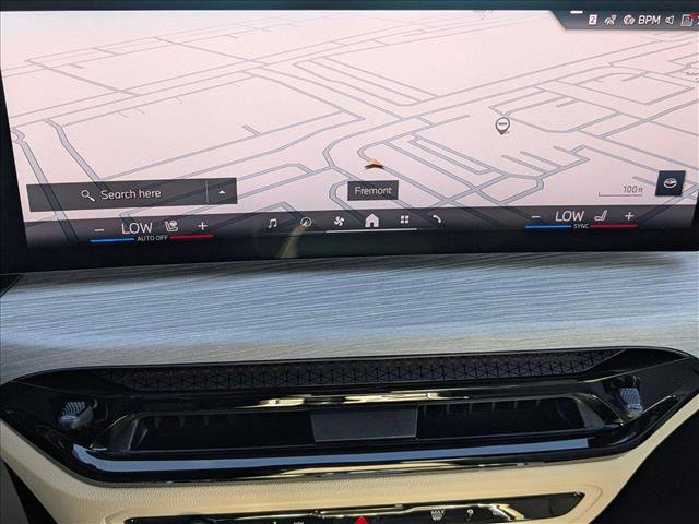 Used 2025 BMW 330i Sedan w/ Convenience Package image 13