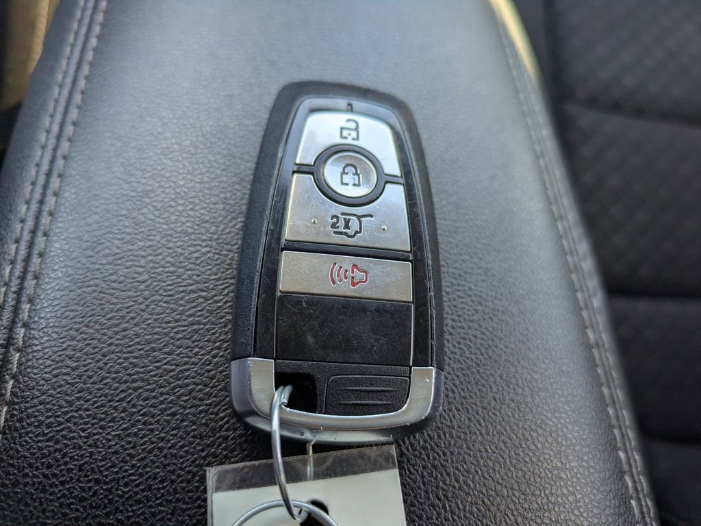 Used 2025 Ford Escape Active image 29